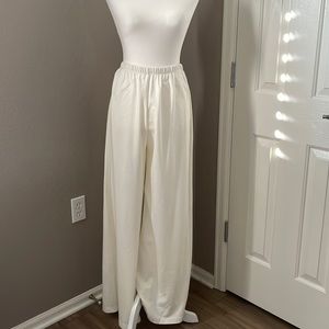 Bryn Walker - MADE IN THE USA - Palazzo Pant - Size Large - Cream